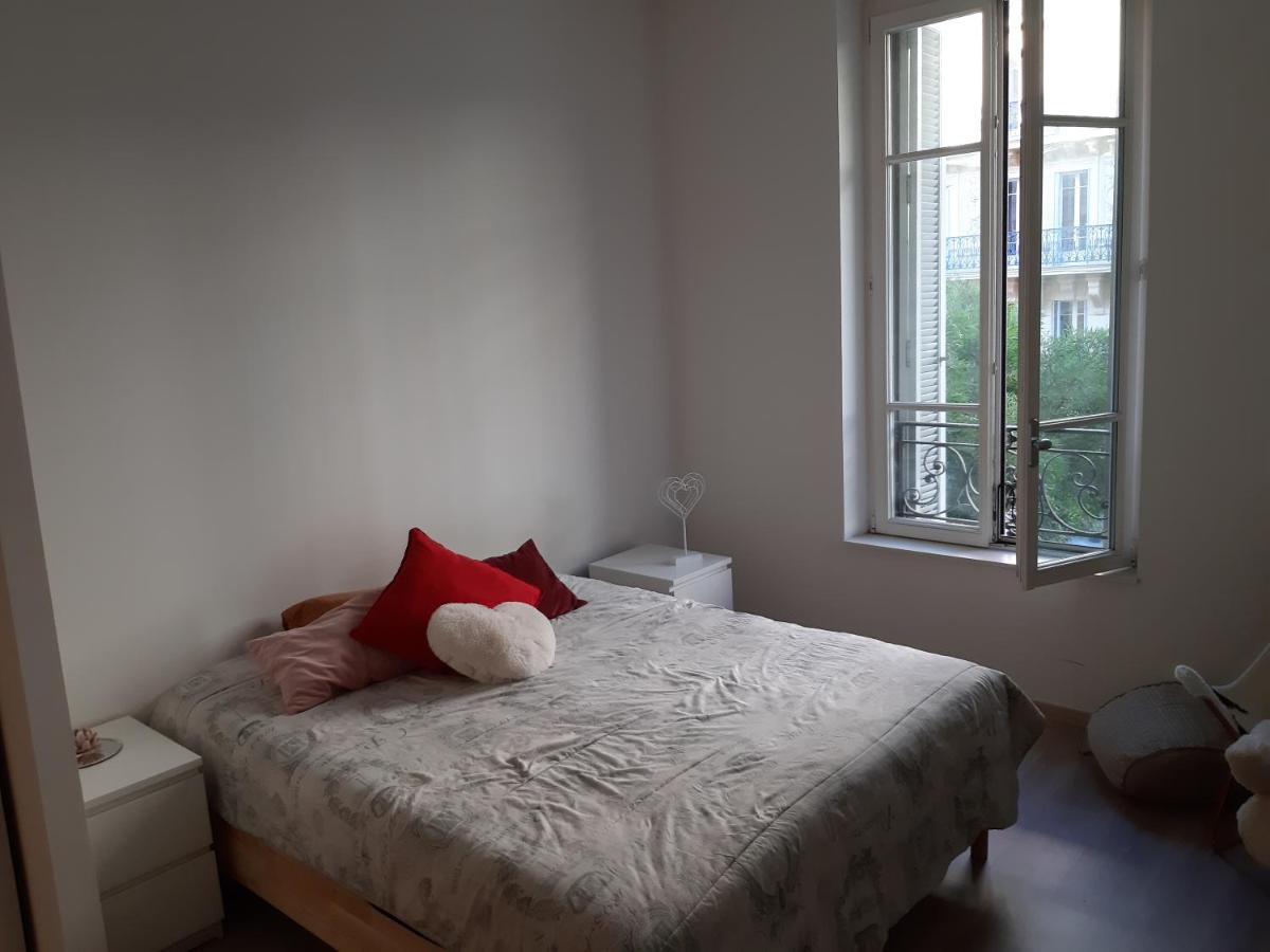 Magnifique De Gamme Entier T2 Vieux Port Appartement